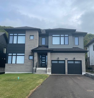 Ski Season Rental 2025-26 Season – 130 Dorothy Dr.
