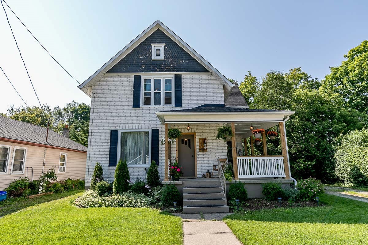 3 Bedroom Home in Meaford for Rent for Ski Season!