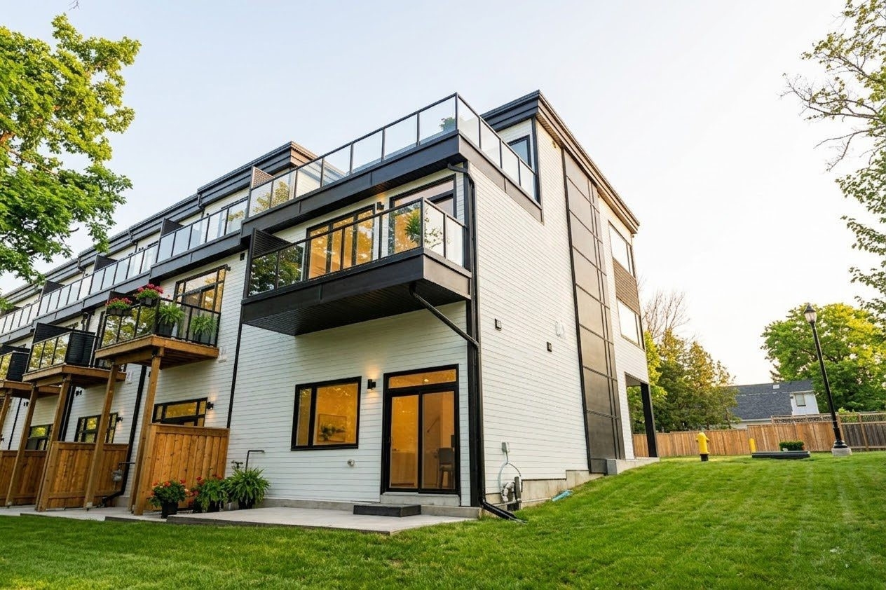 23 new luxury townhomes in the heart of Thornbury